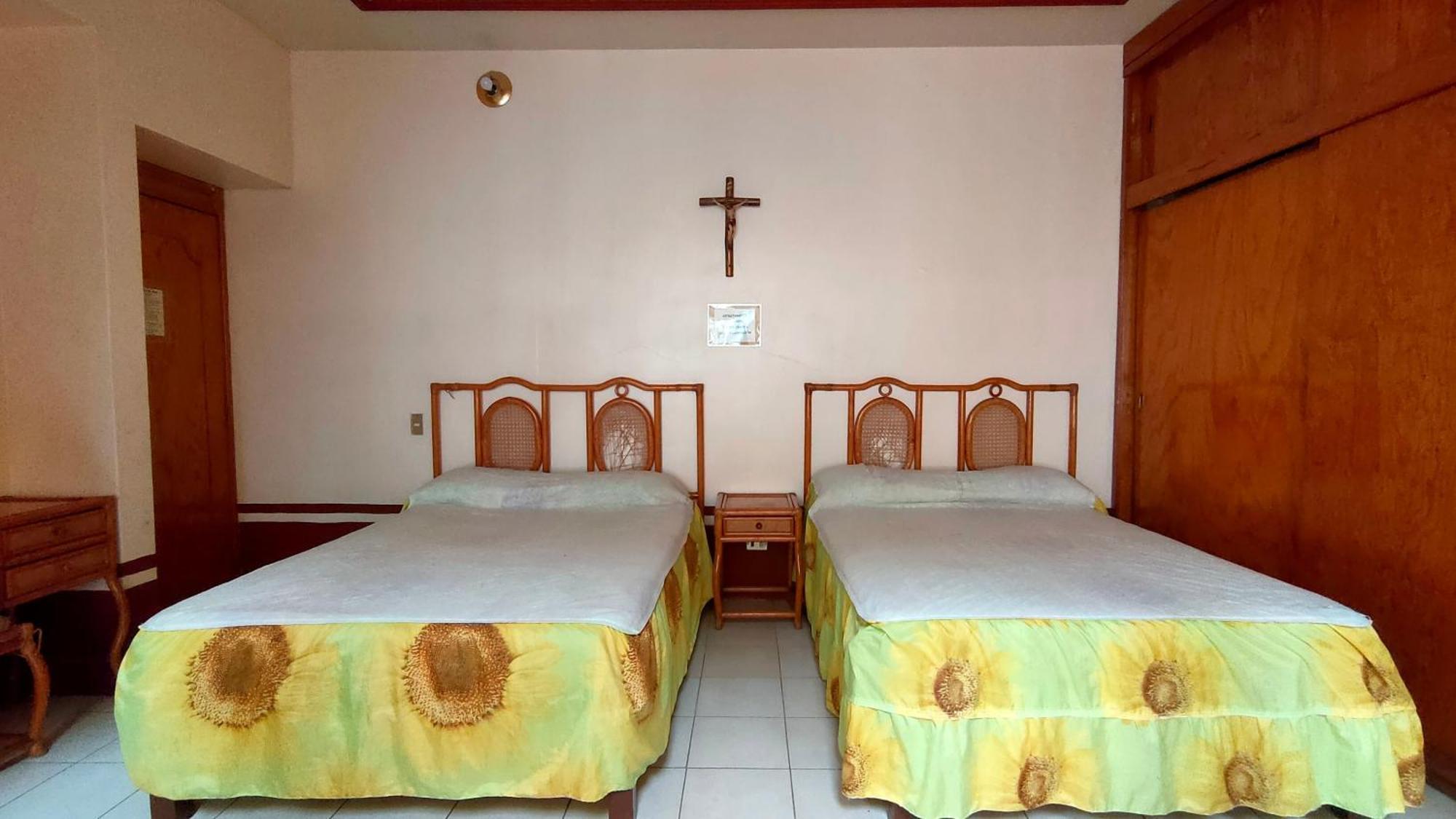 Oyo Posada Santa Cecilia, Jerez Zacatecas Jerez de García Salinas Εξωτερικό φωτογραφία